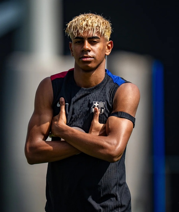 ảnh lamine yamal ngầu 2