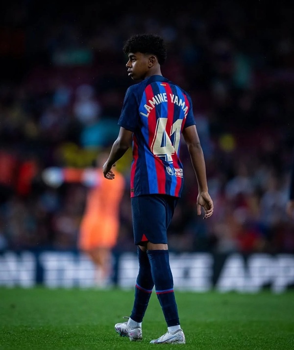 ảnh lamine yamal ngầu 26