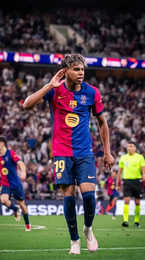 ảnh lamine yamal ngầu 28