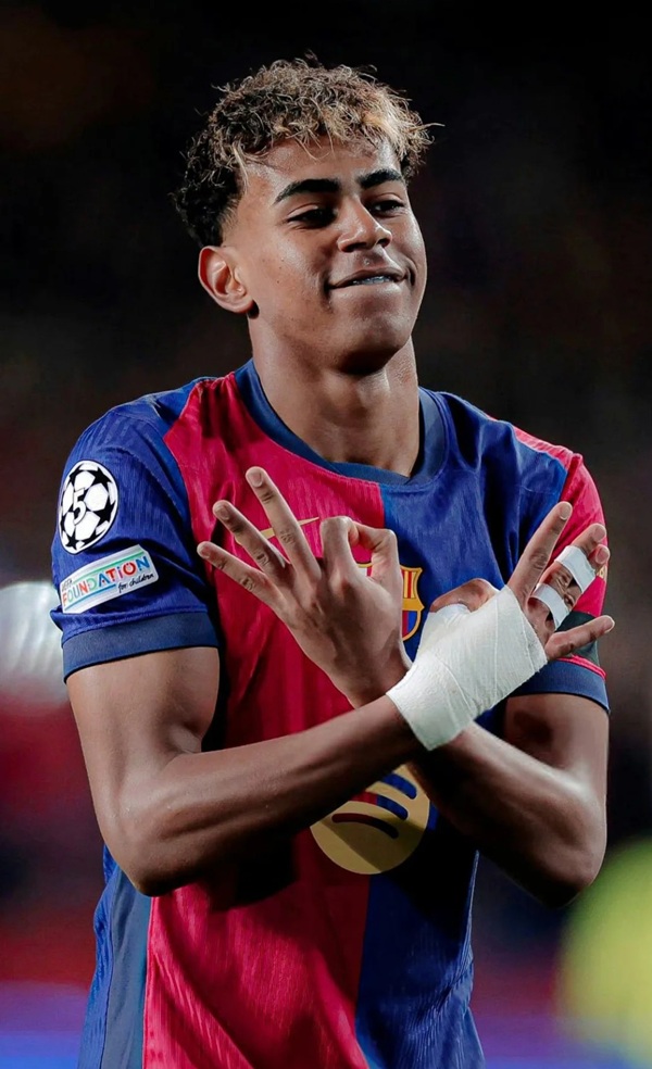 ảnh lamine yamal ngầu 29