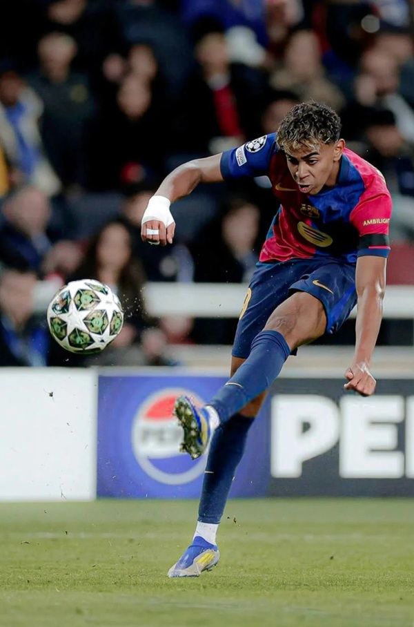 ảnh lamine yamal ngầu 30