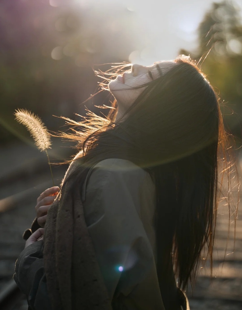 ảnh mặt buồn tâm trạng 11