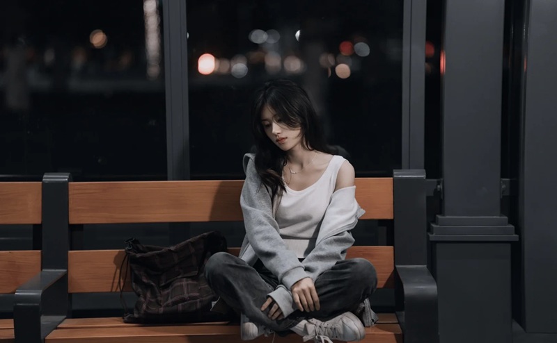 ảnh mặt buồn tâm trạng 28