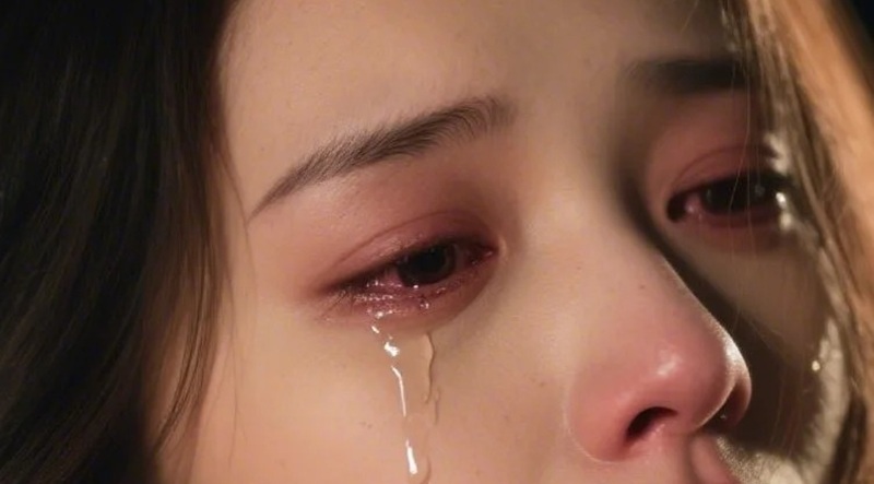 ảnh mắt khóc 20