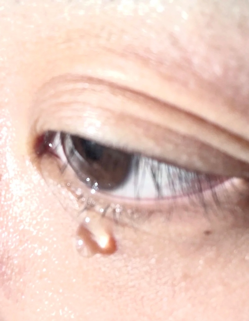 ảnh mắt khóc 22