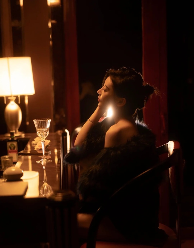 ảnh ngồi 1 mình buồn 20