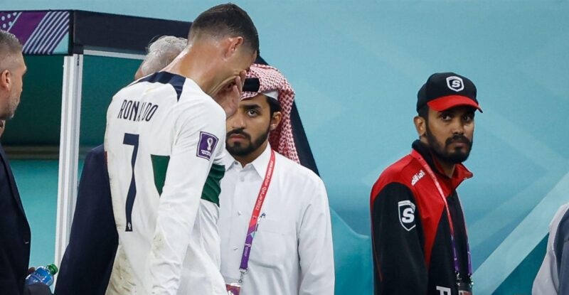 ảnh ronaldo khóc 17