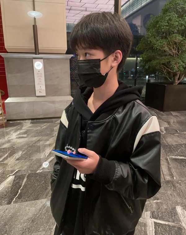 ảnh trai 2k12 che mặt 25