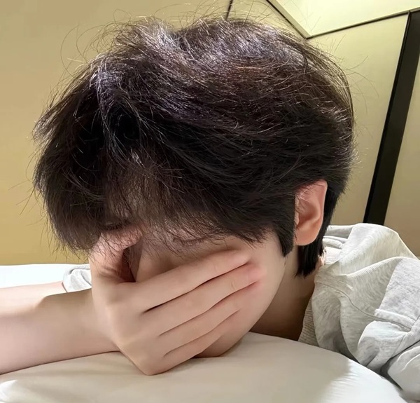 ảnh trai 2k12 che mặt 32