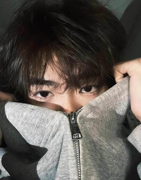 ảnh trai 2k12 che mặt 39