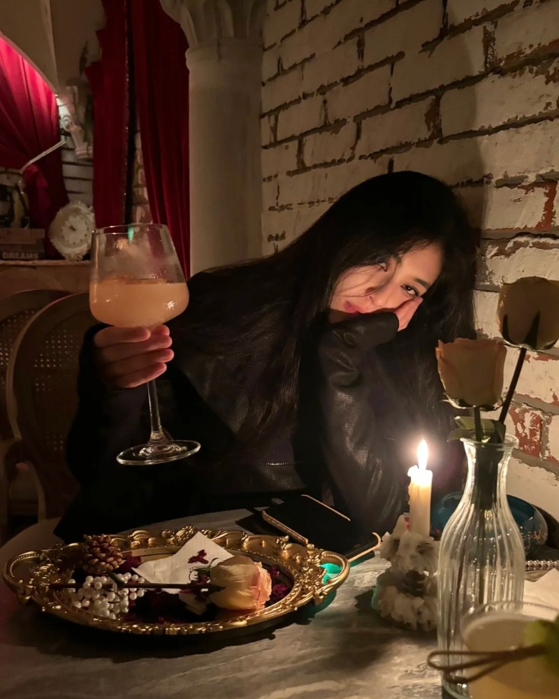 buồn ảnh bia rượu tự chụp 18