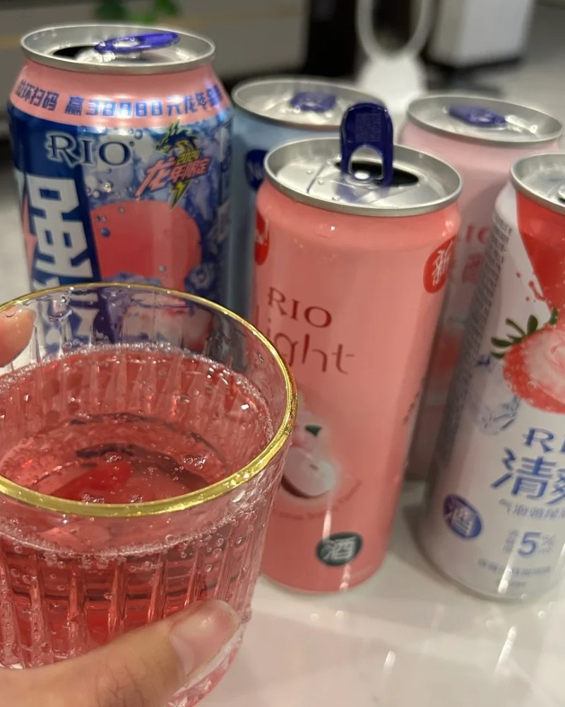 buồn ảnh bia rượu tự chụp 3