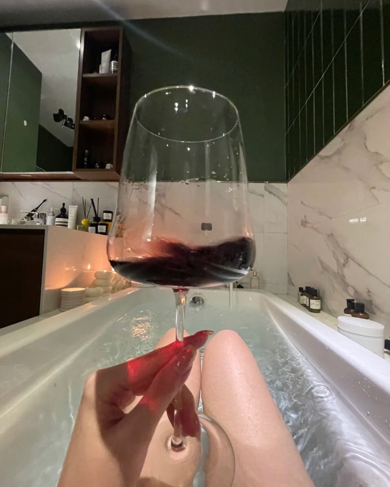 buồn ảnh bia rượu tự chụp 33