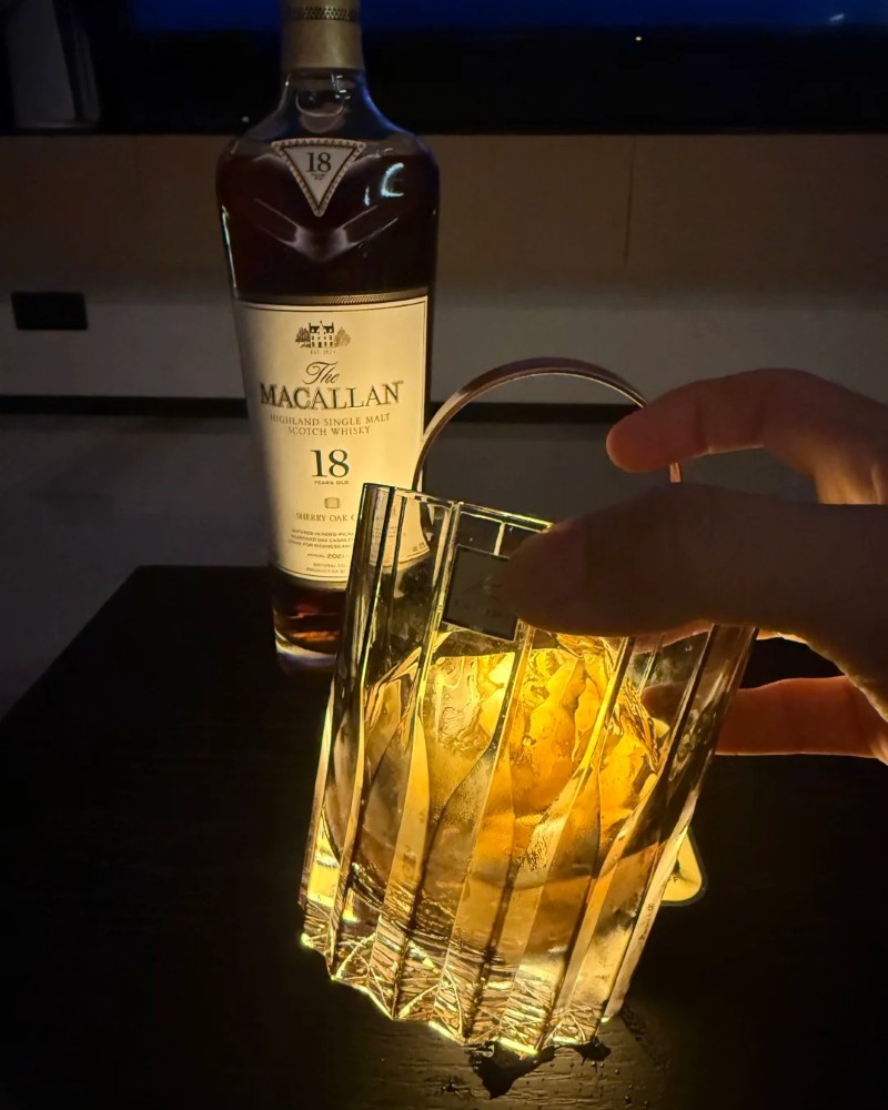 buồn ảnh bia rượu tự chụp 36