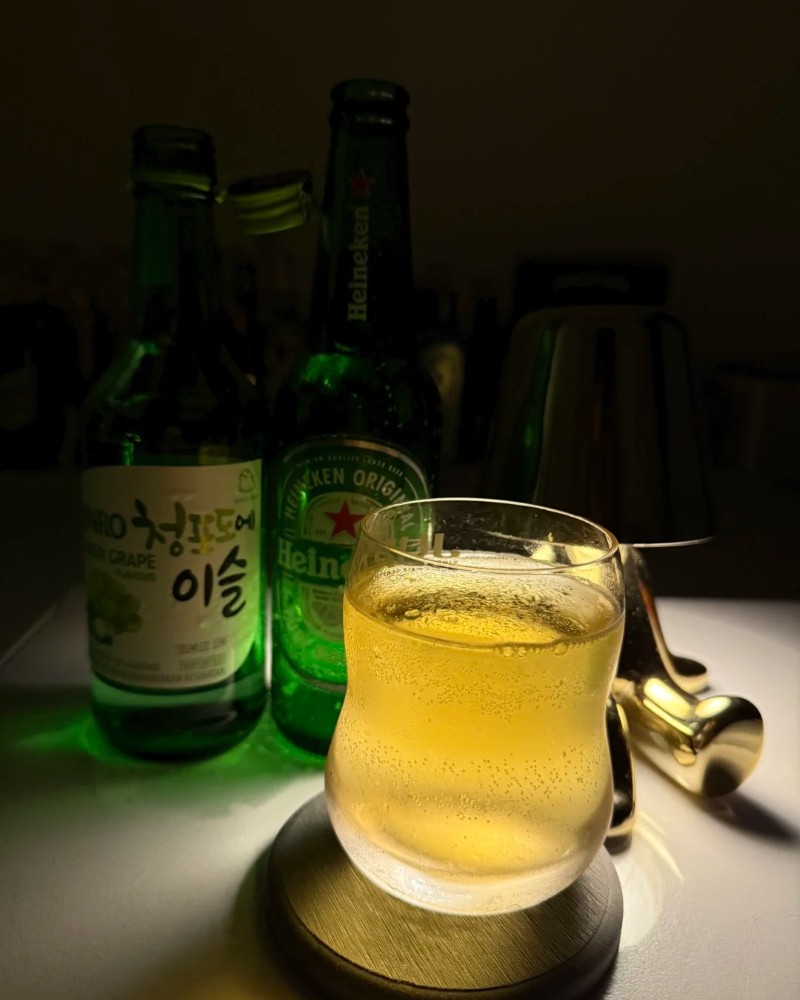 buồn ảnh bia rượu tự chụp 4