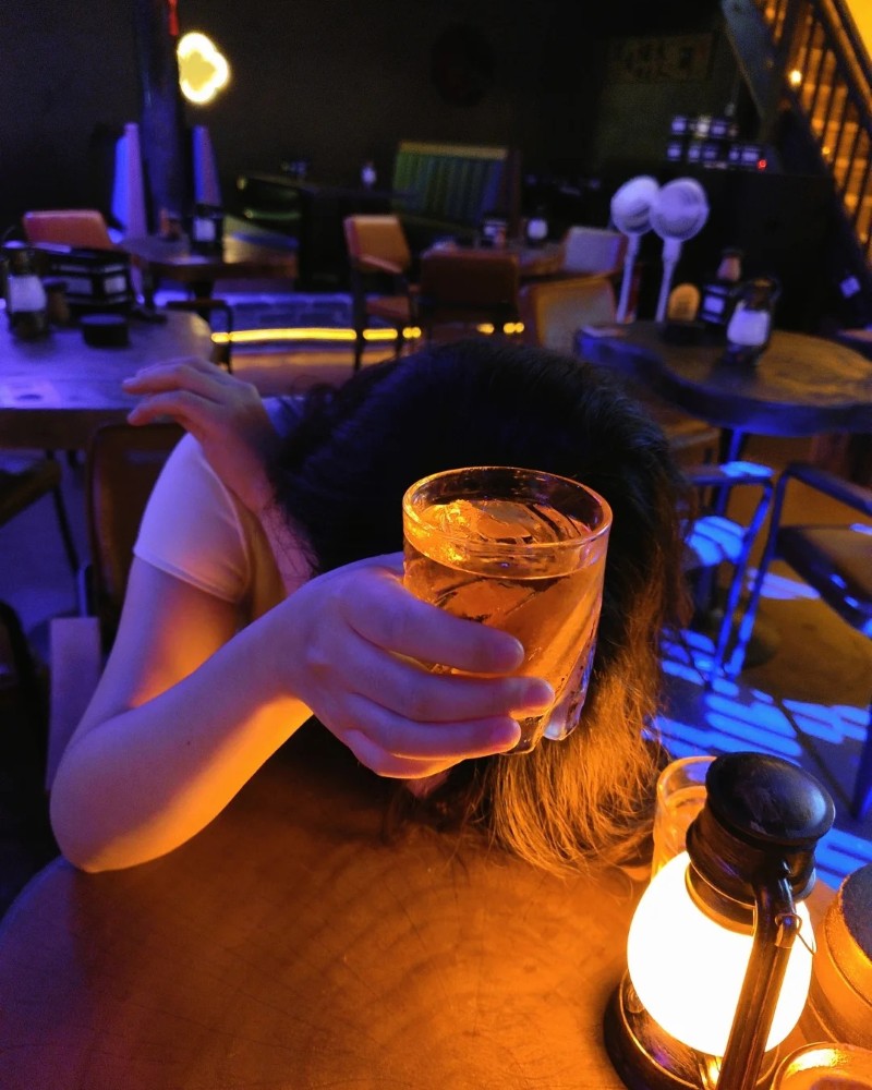 buồn ảnh bia rượu tự chụp 41