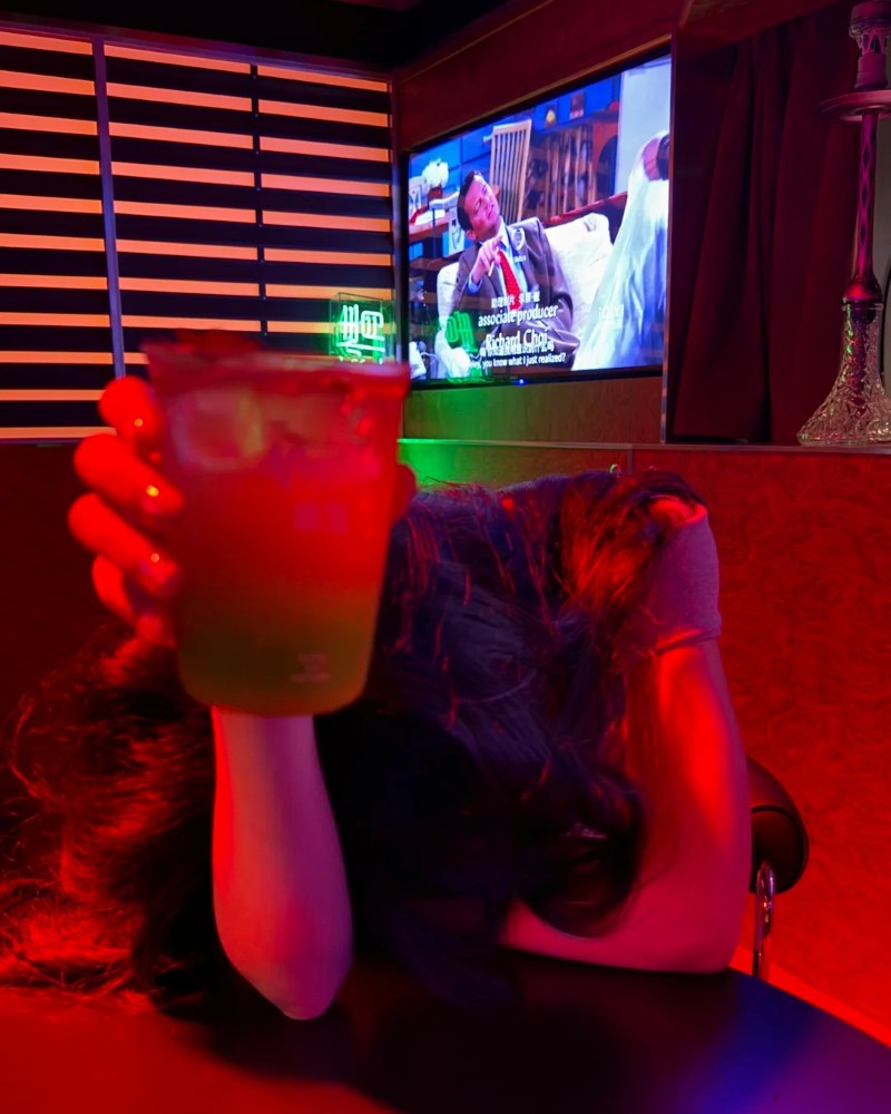 buồn ảnh bia rượu tự chụp 42