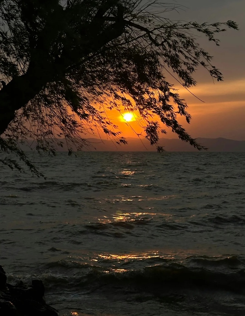 hình ảnh bầu trời đêm buồn 1