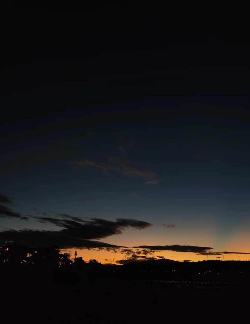 hình ảnh bầu trời đêm buồn 20