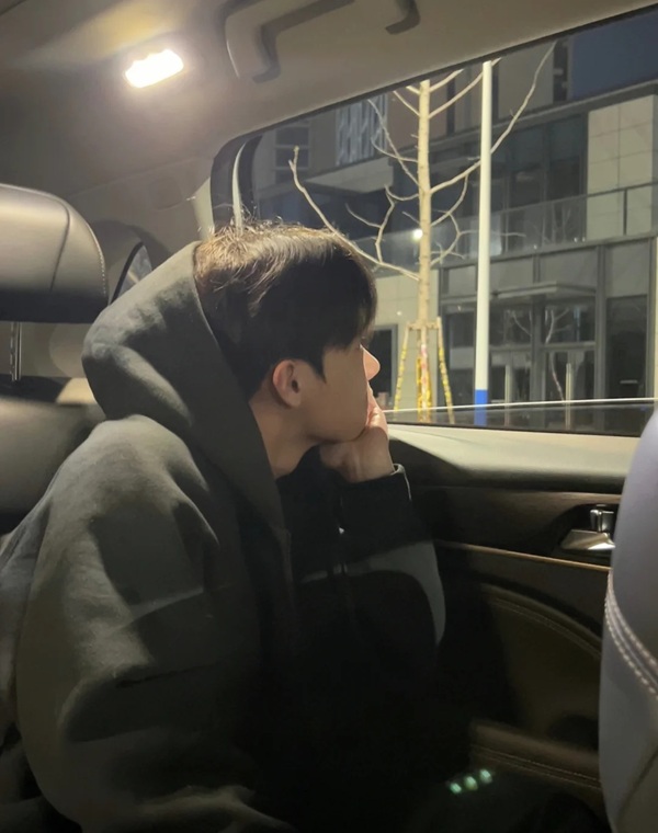 hình ảnh buồn mệt mỏi 12