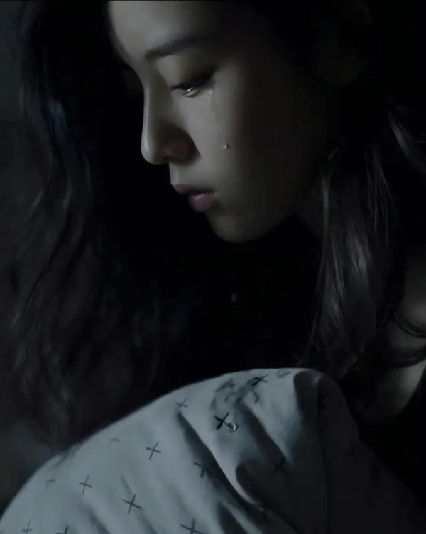 hình ảnh buồn mệt mỏi con gái