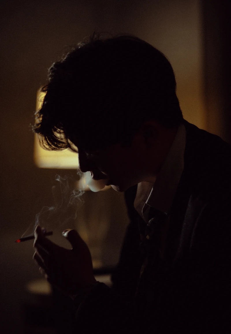 hình ảnh hút thuốc ngầu nam 28