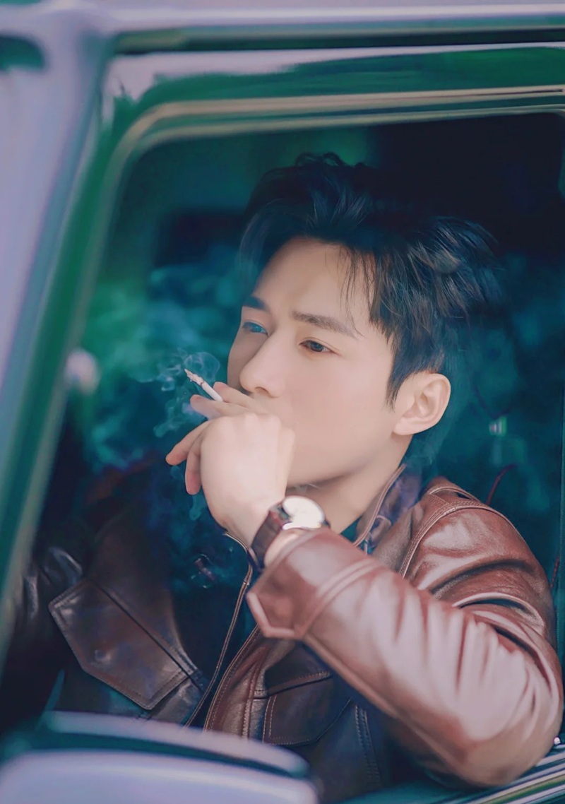 hình ảnh hút thuốc ngầu nam 35