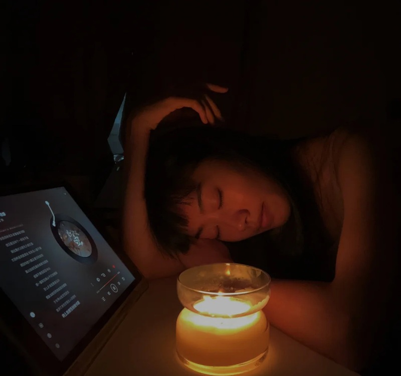 hình ảnh ngọn nến buồn 8