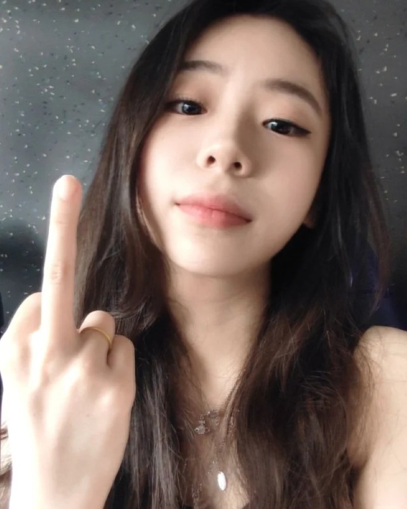 hình ảnh ngón tay giữa ngầu 12