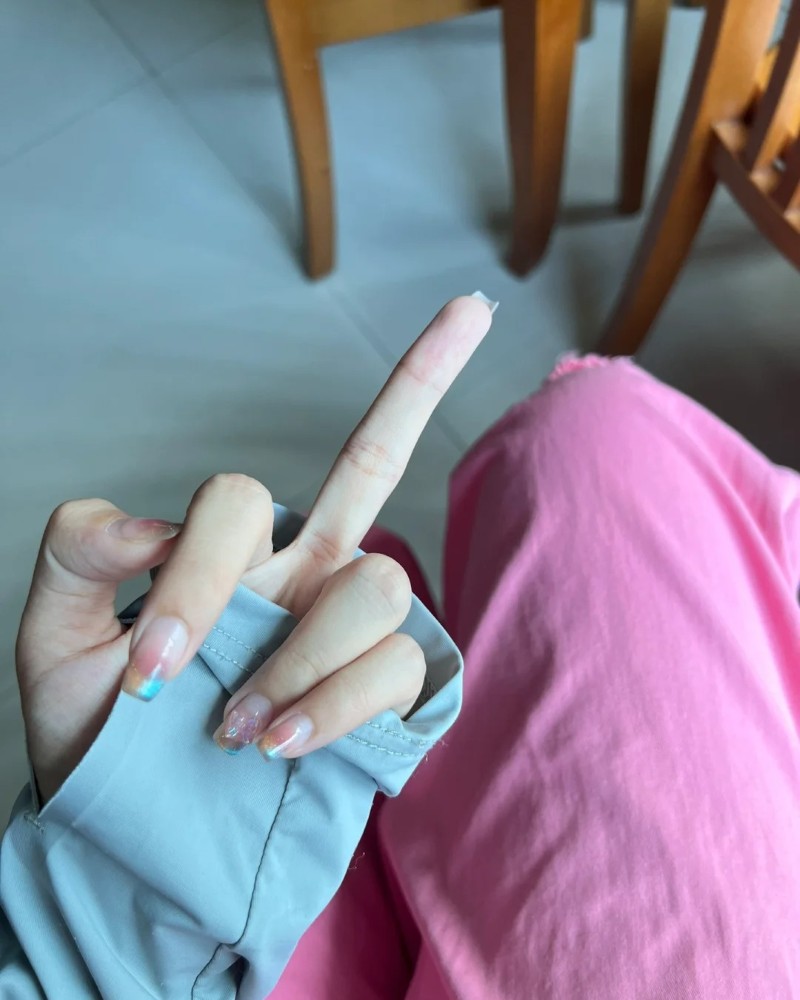 hình ảnh ngón tay giữa ngầu 27