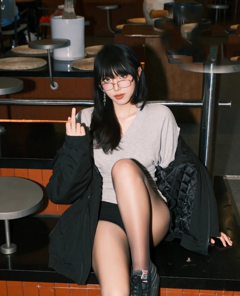 hình ảnh ngón tay giữa ngầu 28