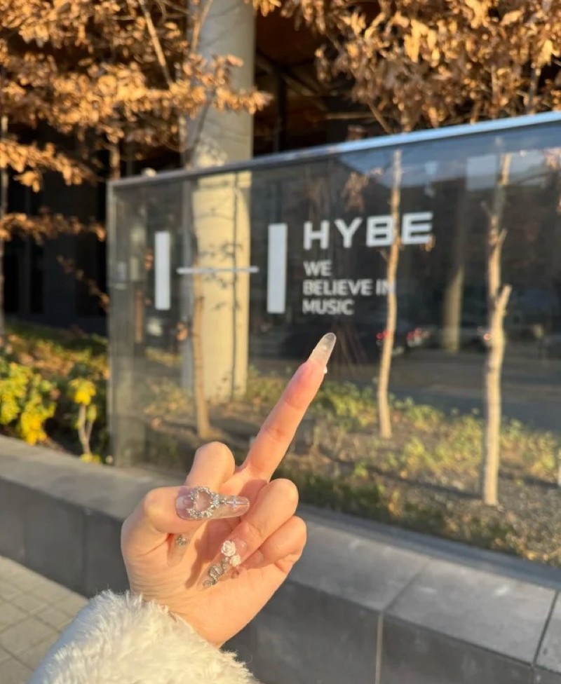 hình ảnh ngón tay giữa ngầu 33