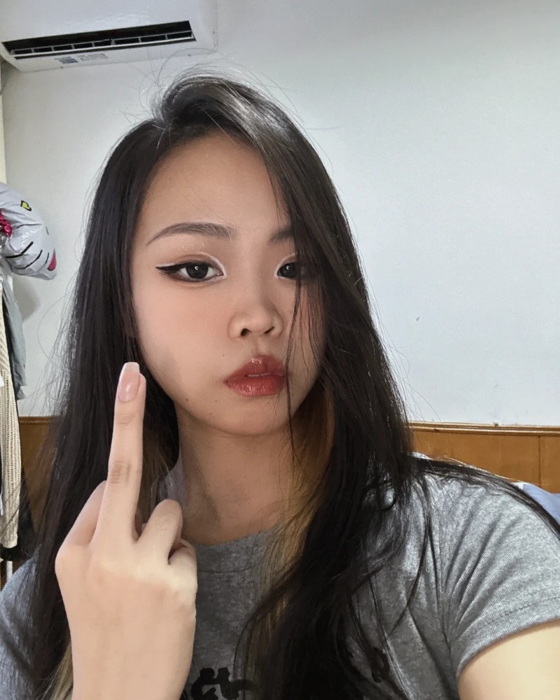 hình ảnh ngón tay giữa ngầu 34