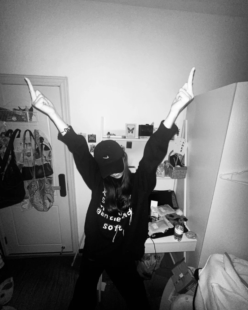 hình ảnh ngón tay giữa ngầu 40