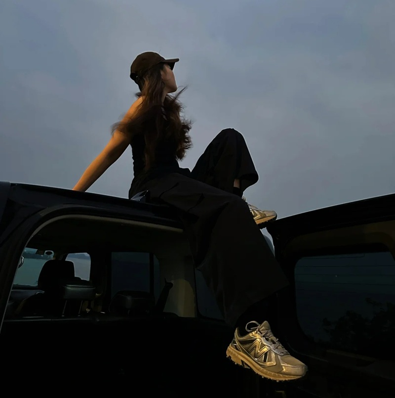 hình ảnh nữ che mặt ngầu 13