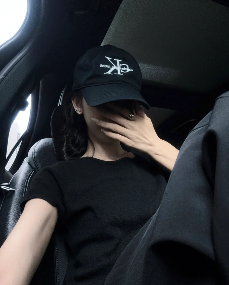 hình ảnh nữ che mặt ngầu 27