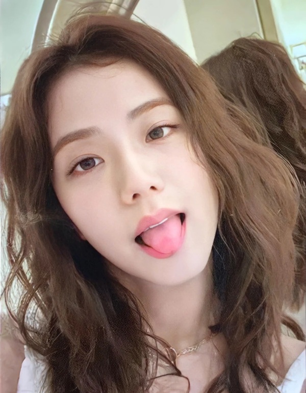 meme liếm màn hình 17