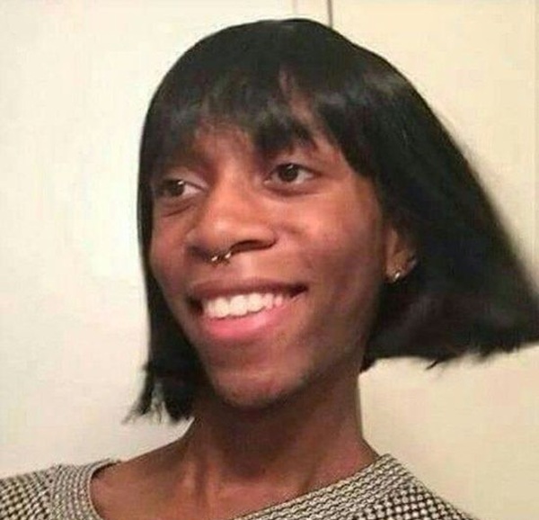 meme tóc ngắn lắc đầu