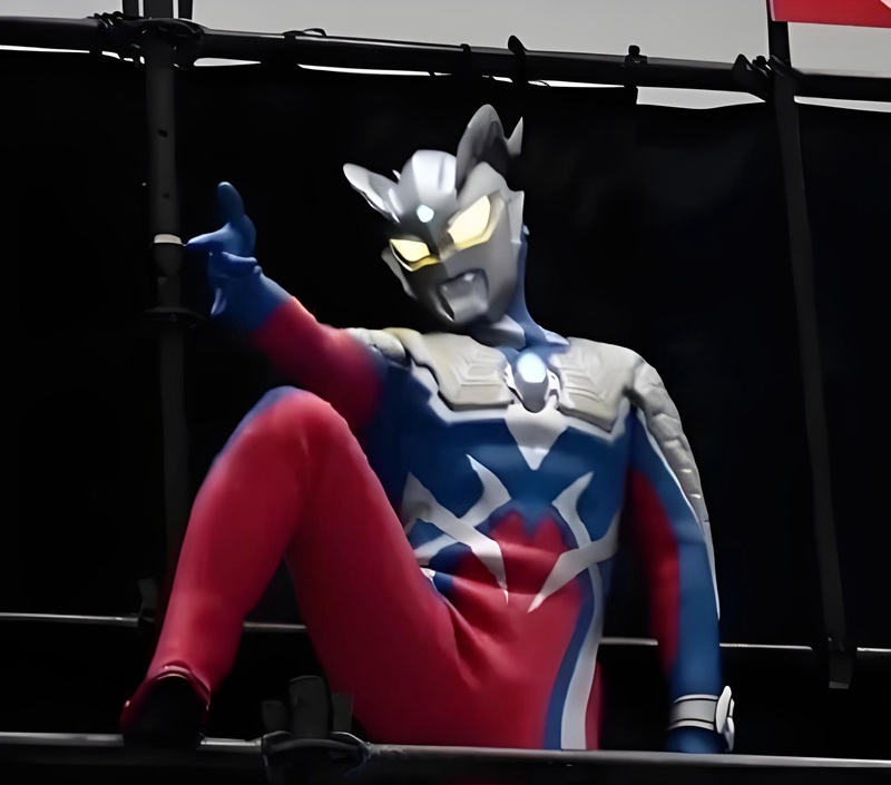 siêu nhân điện quang meme 5