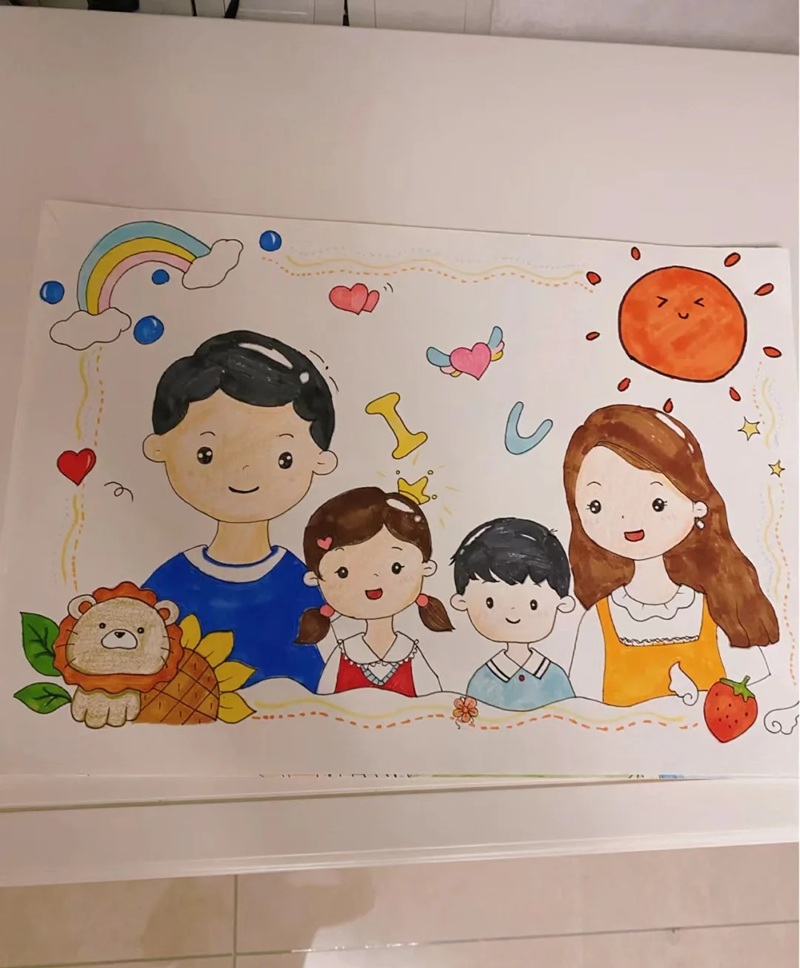 tranh vẽ gia đình 4 người đơn giản 38