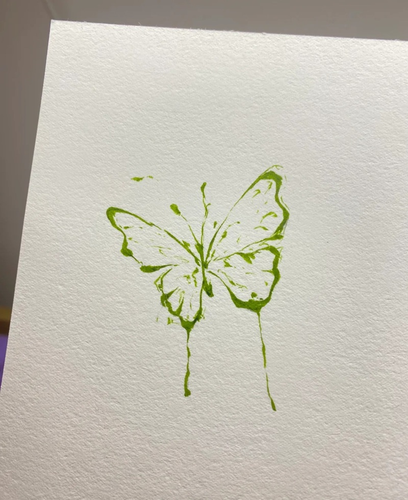 vẽ con bướm đơn giản​ 30